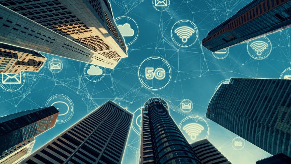 Unlocking Tomorrow: 5G for Business Leaders and Modern Families