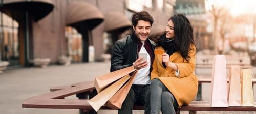 couple_smart_spending.jpg