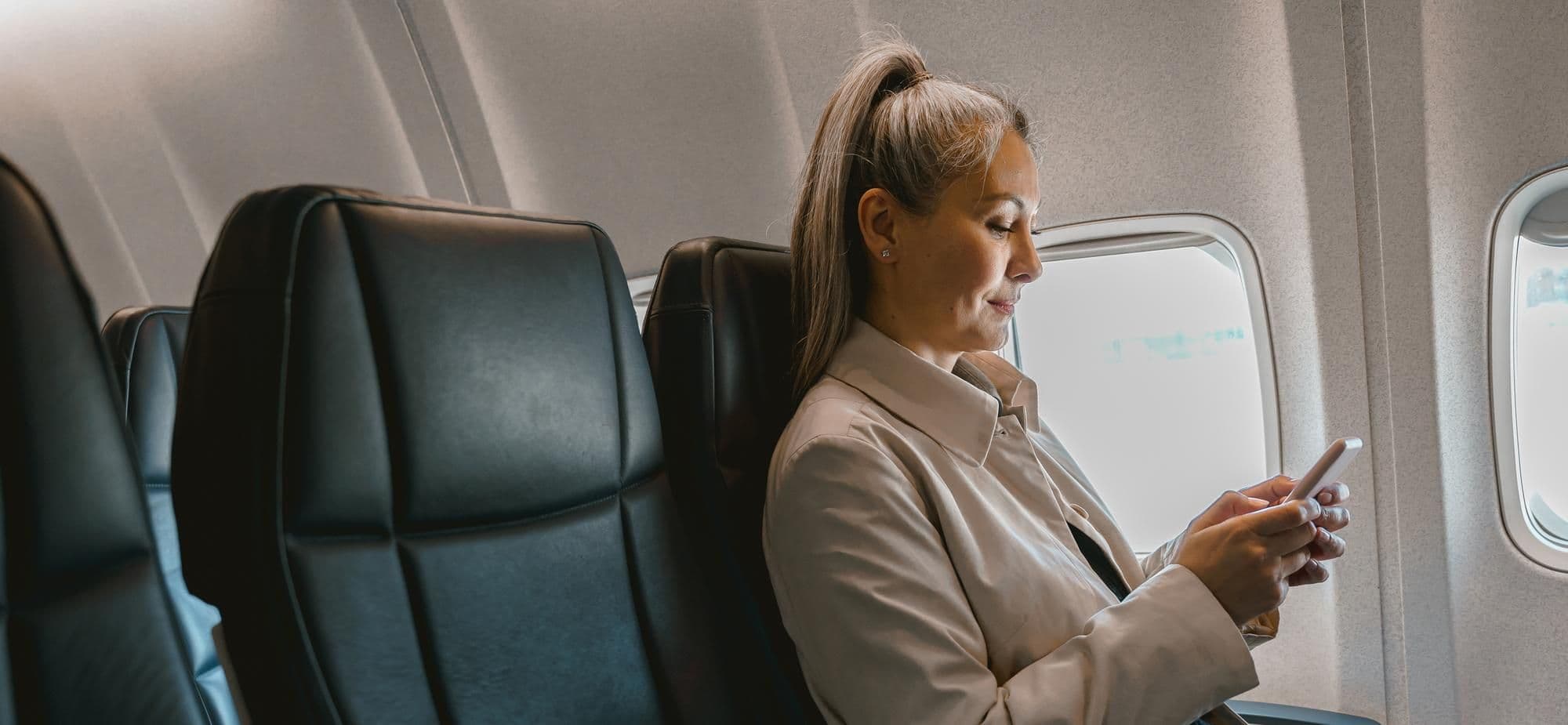 Staying Connected While Traveling: Understanding Data for International Travel
