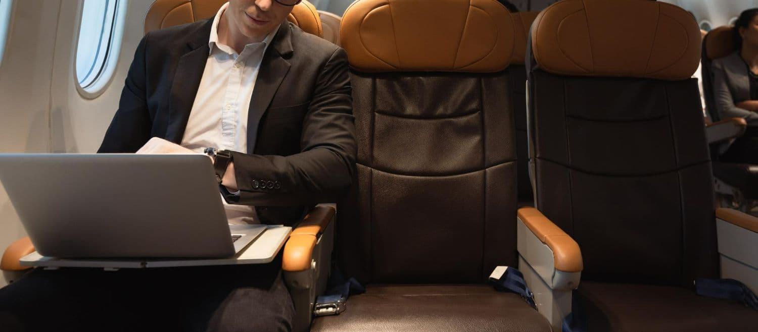 Traveling for Business? Stay Safe and Connected with VLE Mobile