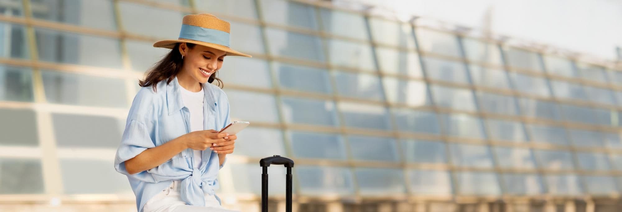 Data for Travel: Staying Connected Without Breaking the Bank