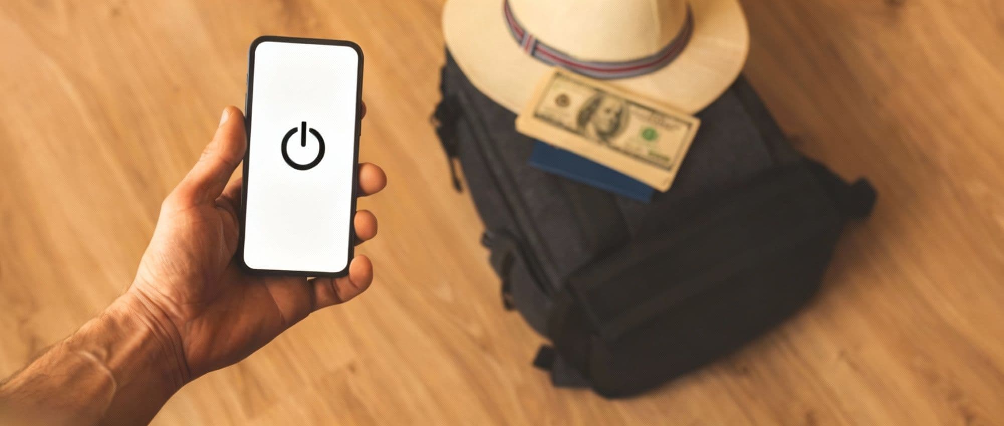 Should I Turn Off Mobile Data When Traveling?
