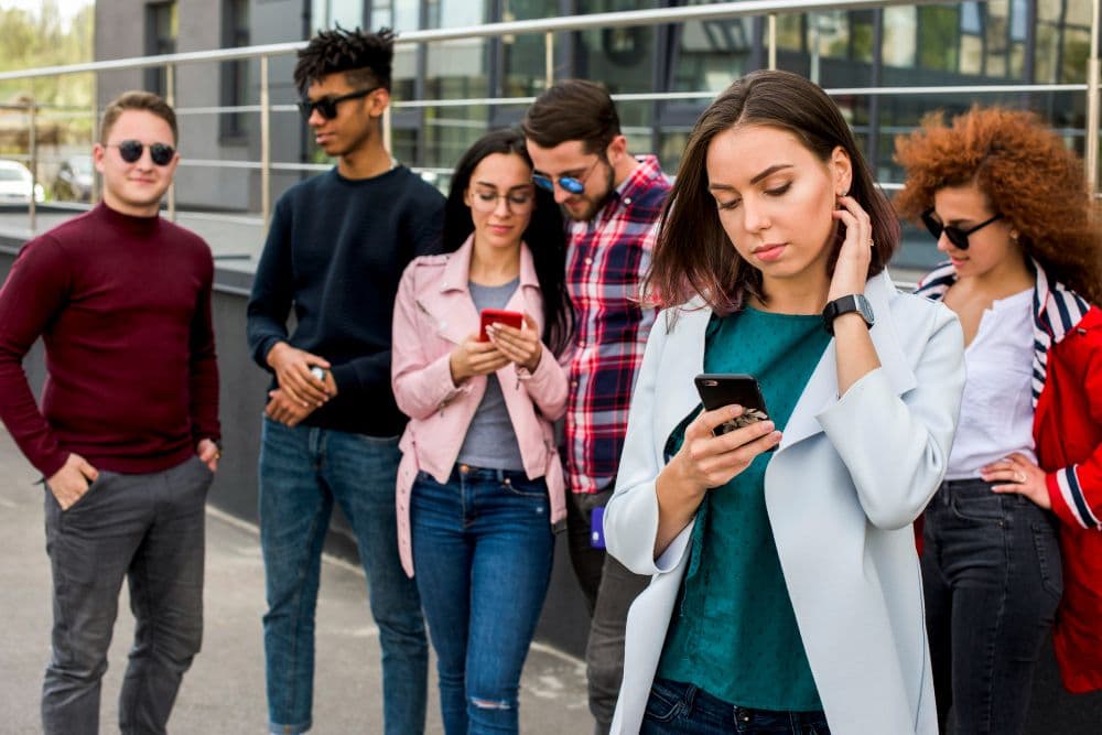 Unlocking Seamless Connectivity and Security: Your Guide to Dual SIM and eSIM with VLE Mobile
