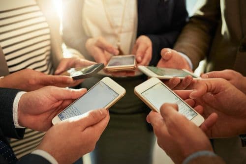 Configuring-Your-Dual-SIM-and-eSIM-Device.jpg